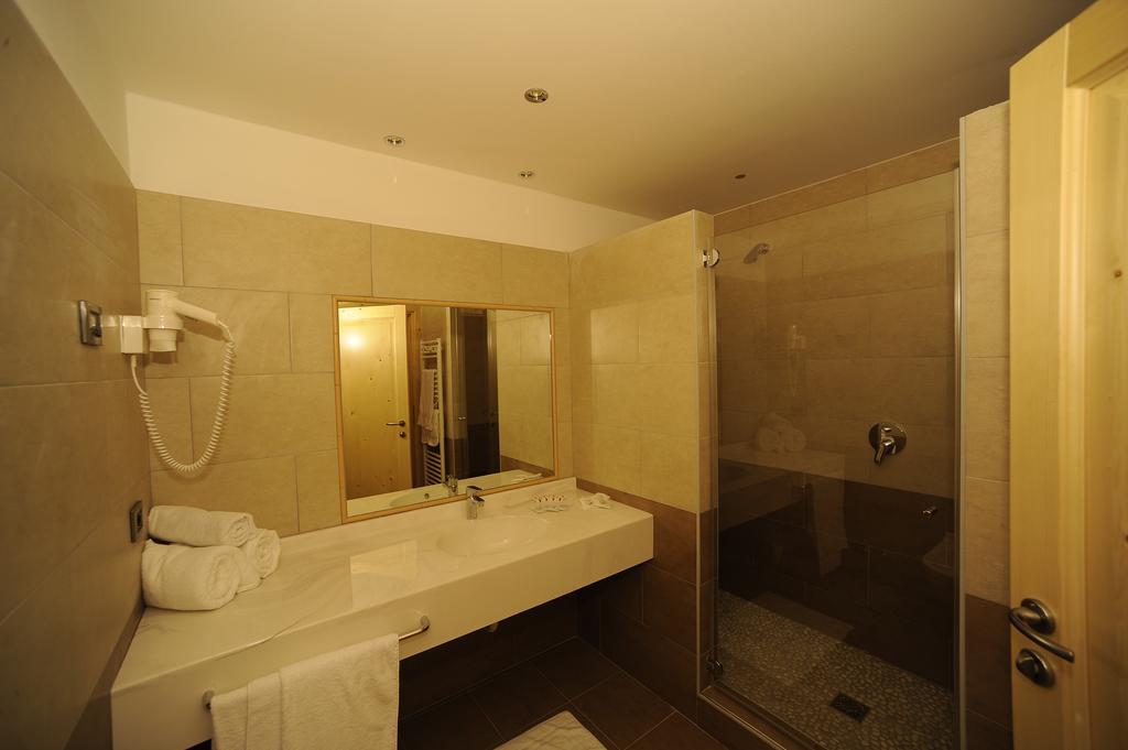 Hotel Belvedere Wellness & Family Базельга-ді-Піне Екстер'єр фото